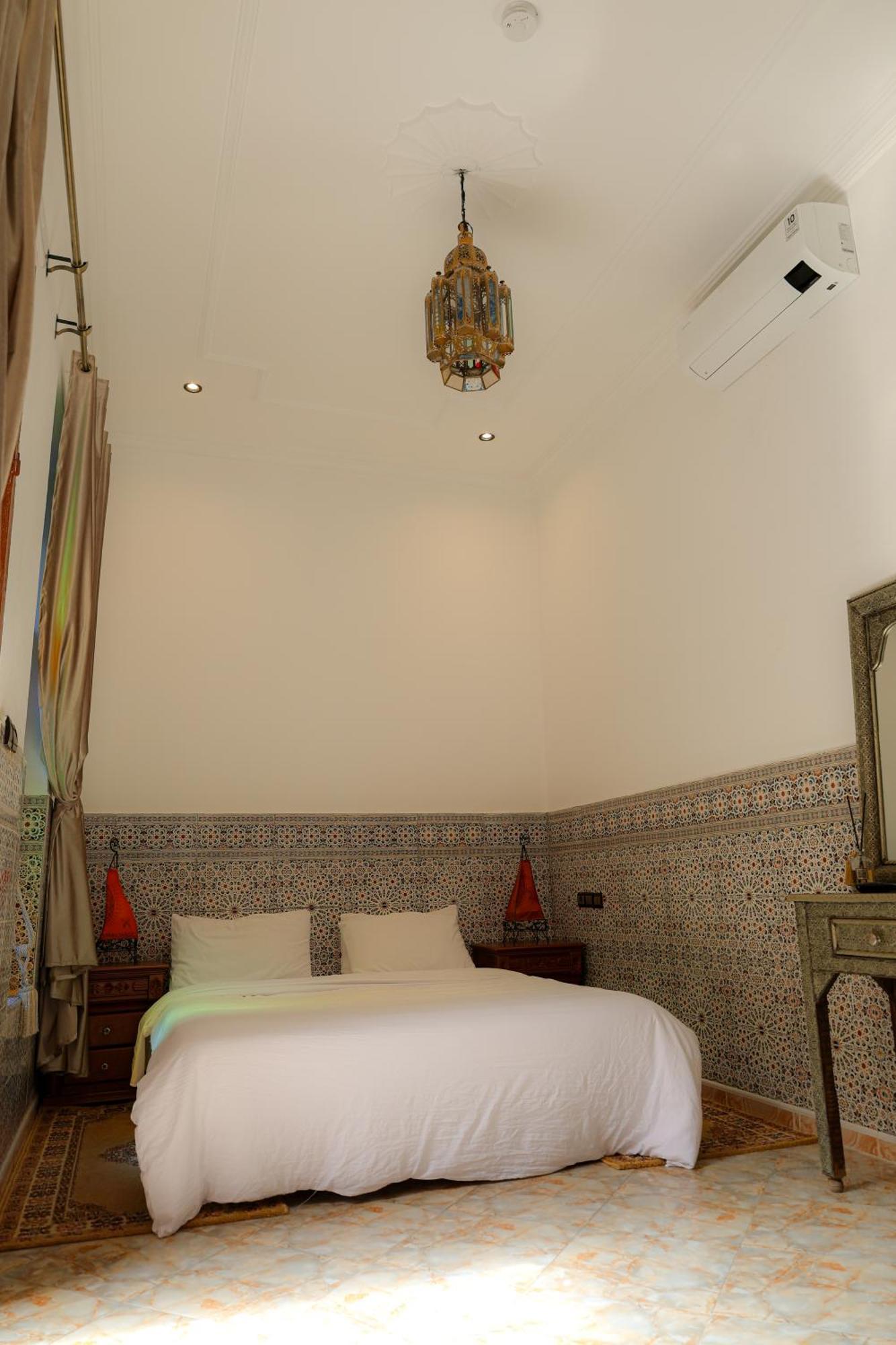 Riad Dar Al Fassia Уджда Номер фото