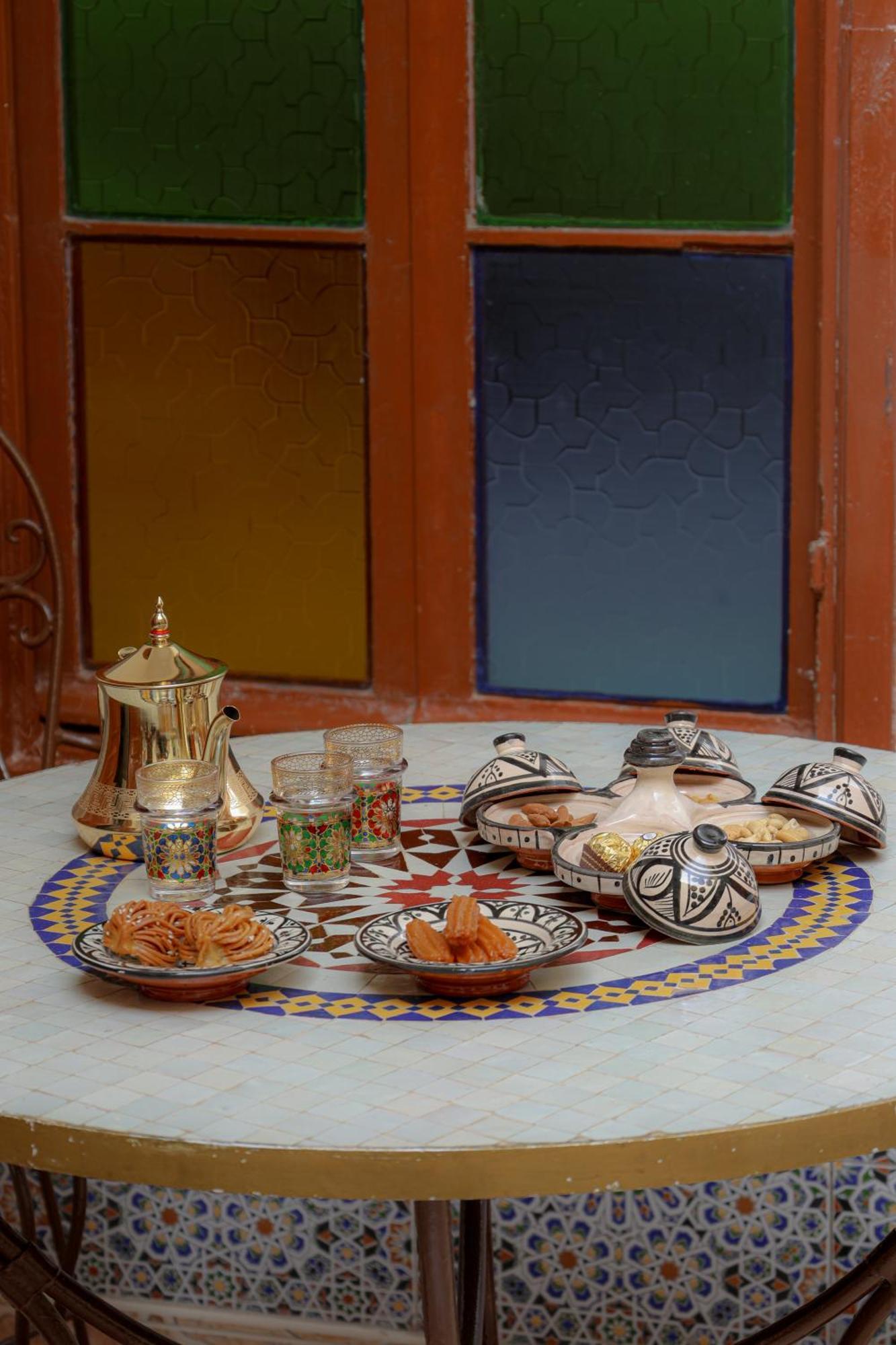 Riad Dar Al Fassia Уджда Экстерьер фото