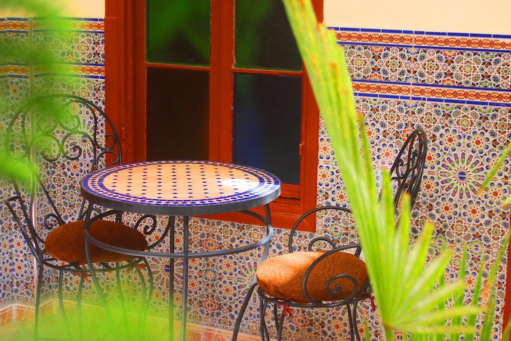 Riad Dar Al Fassia Уджда Экстерьер фото
